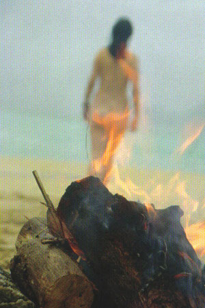 52-Luisa-Rubines-on-the-beach-at-Finisterre-(from-her-photo-exhibition,-De-oca-a-oca)-(pg-309).jpg