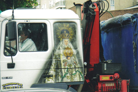 la-Virgen-del-camion